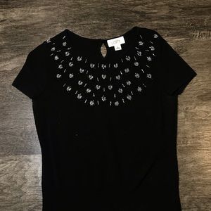 Black short sleeved shirt